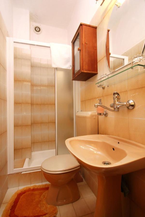 Apartments And Rooms By The Sea Racisce, Korcula - 4341 外观 照片