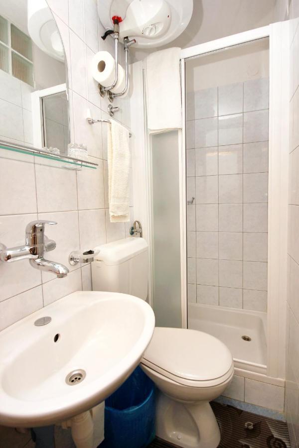 Apartments And Rooms By The Sea Racisce, Korcula - 4341 外观 照片